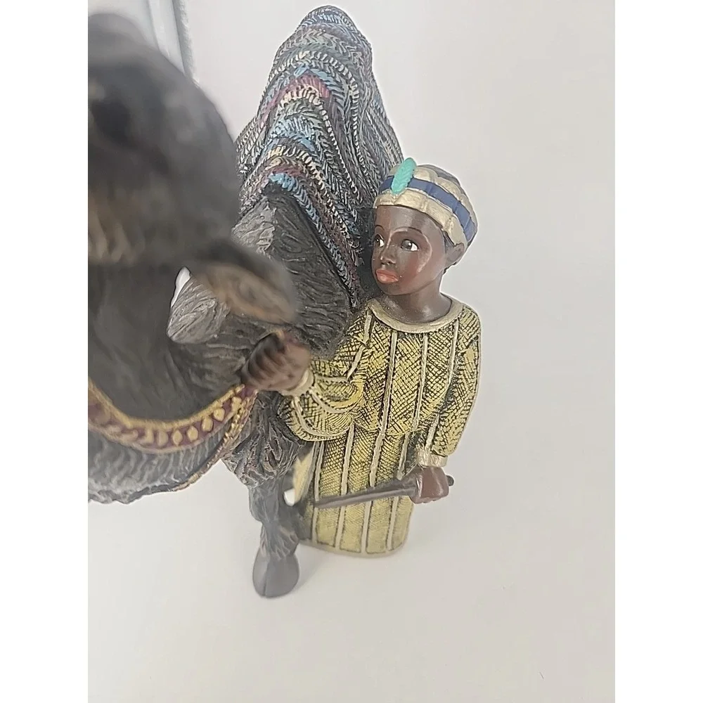 1997 Enesco Mahogany Miracle Camel Driver‎ with Camel Nativity Parastone 302414